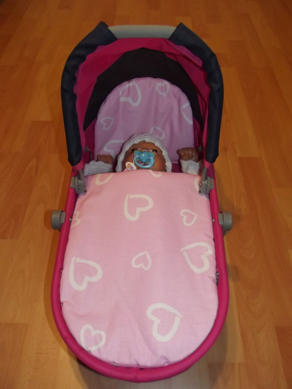 Peřinky do kočárku pro panenky Srdíčka velká růžová